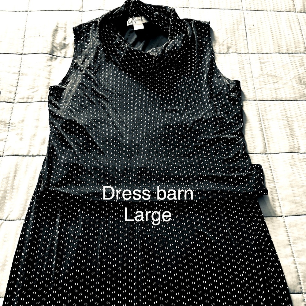 Dress barn Black/White matching top/skirt- Large